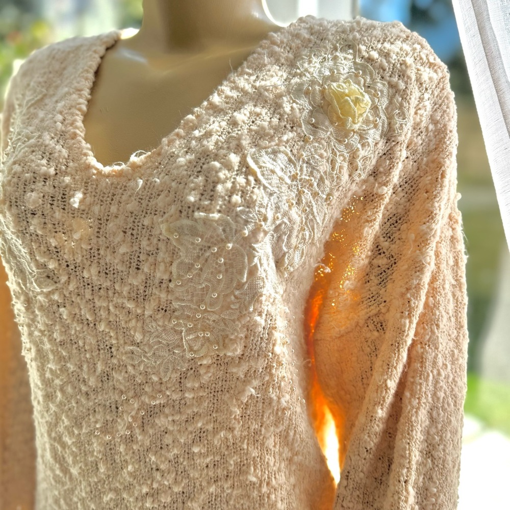 1990s Vintage Oriana Italia Blush Knit Sweater Size S Small Beaded - Picture 5 of 8